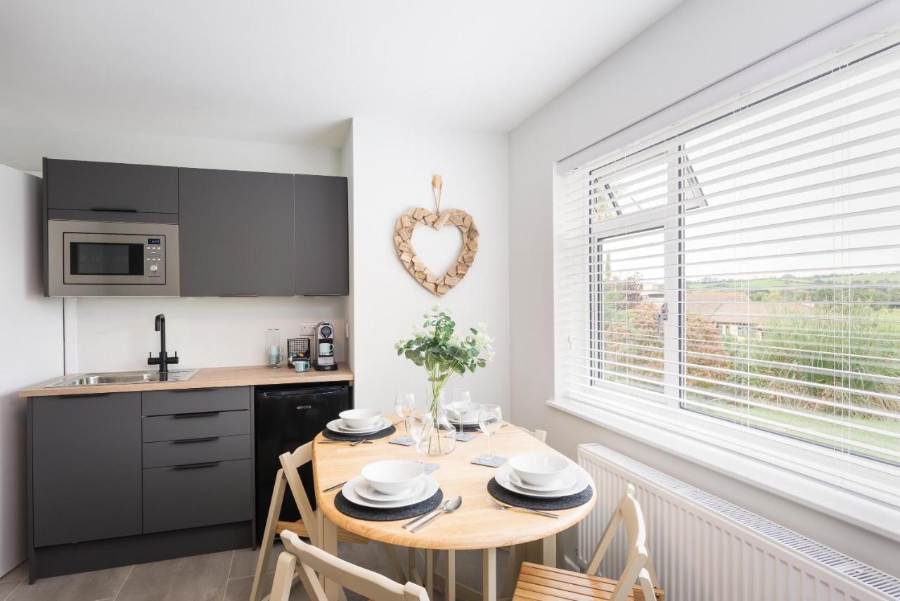 River Retreat Apartment Exeter - River Views & Parking Екстериор снимка